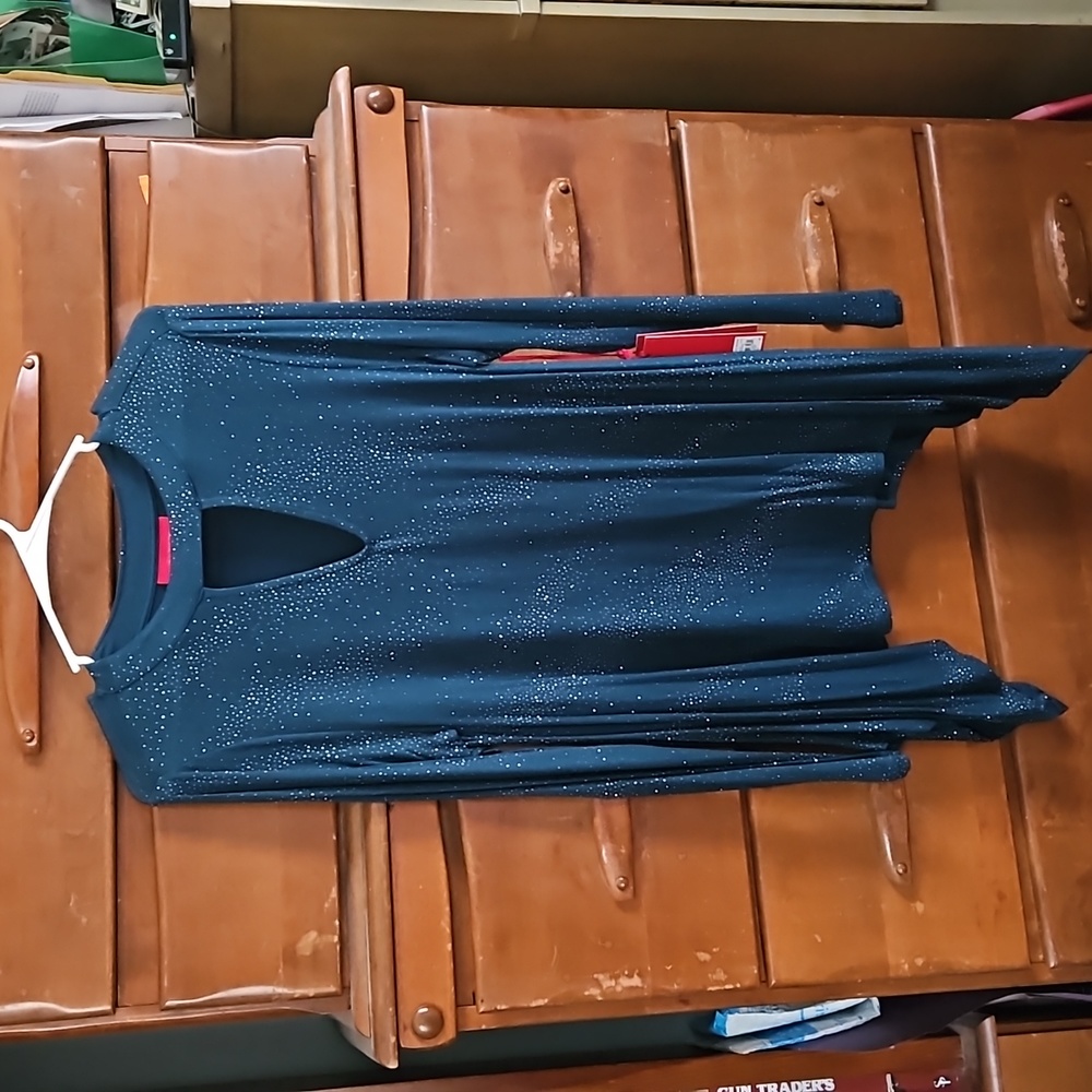 Jennifer Lopez tunic with choker top size Medium green with sparkles